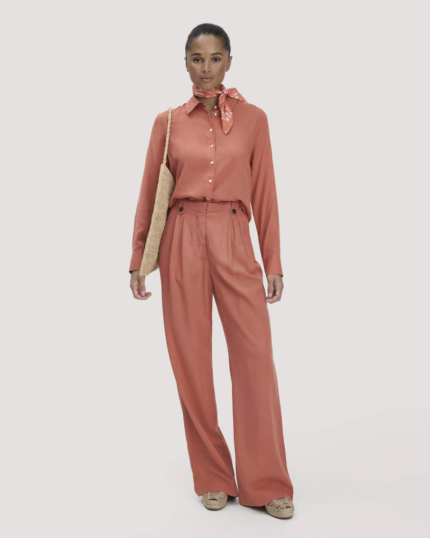 hessnatur Damen Bluse Relaxed aus TENCEL™ Lyocell - orange - Größe 44 – Ansicht 2