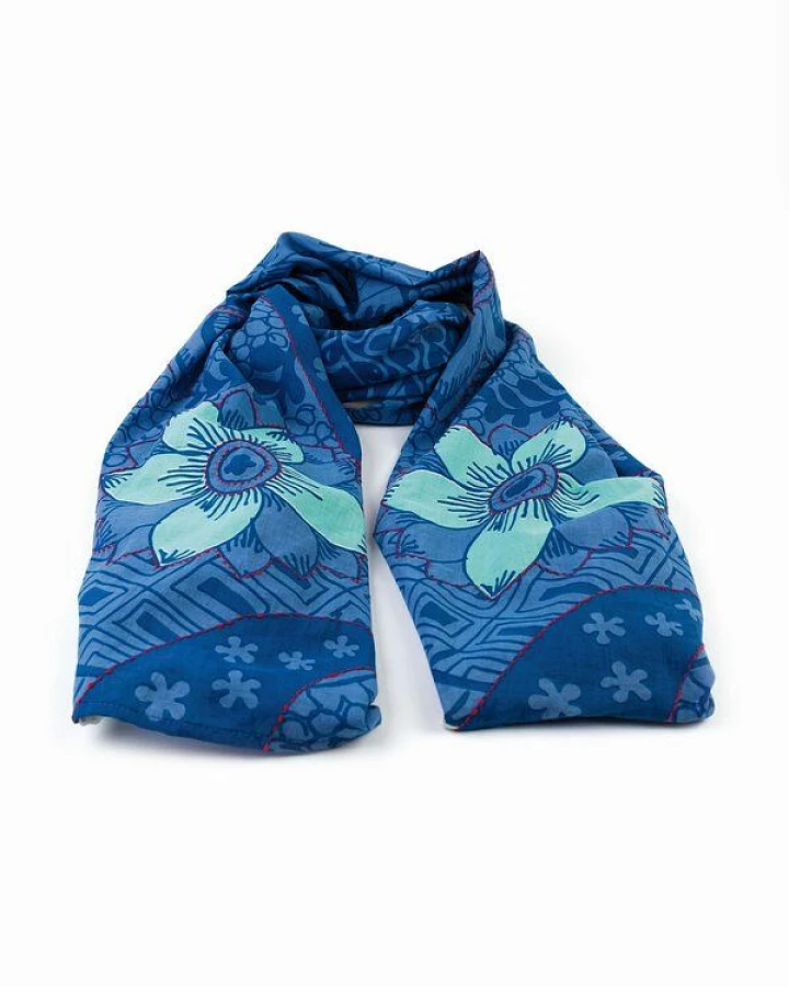 El Puente Schal "Kantha Flower"