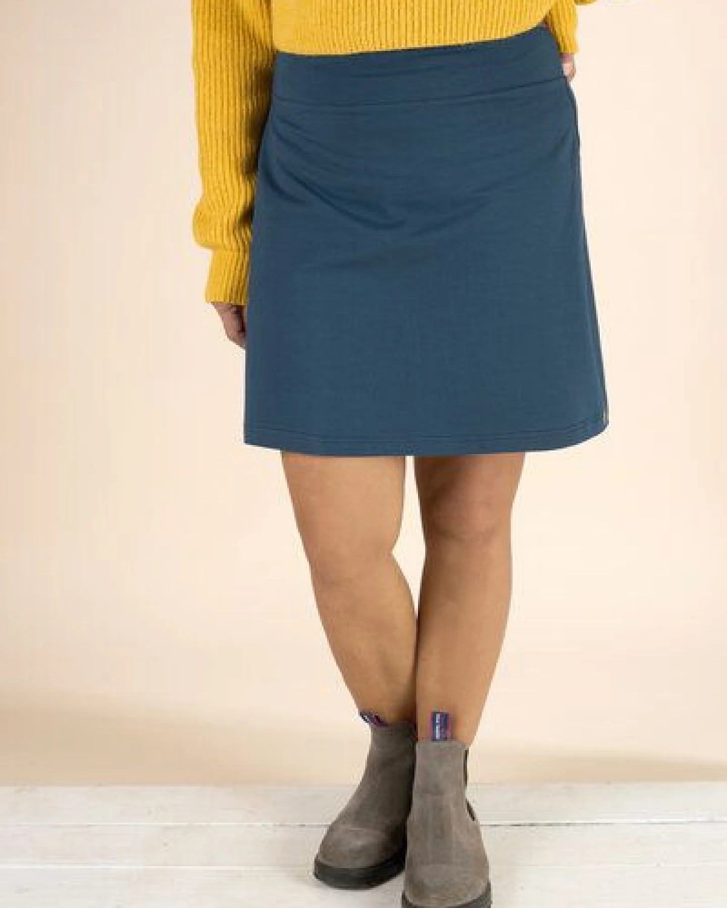 La Gitana Rock A-Linie „Junie“ – Standardlänge, aus Bio-Baumwolljersey – fair & nachhaltig – Ansicht 4