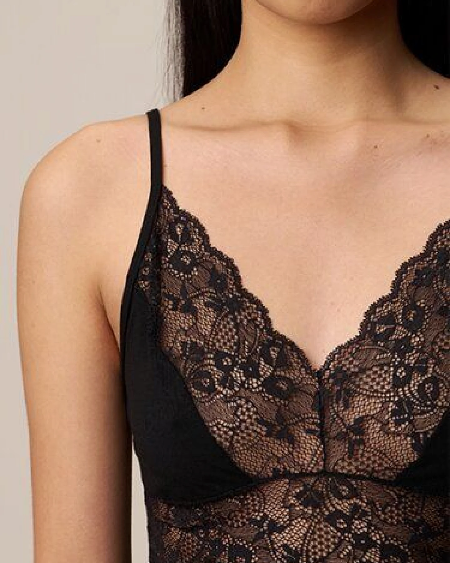 CASAGiN Tank-top aus Pflanzenfaser und biologisch-abbaubarer Spitze – Ansicht 2
