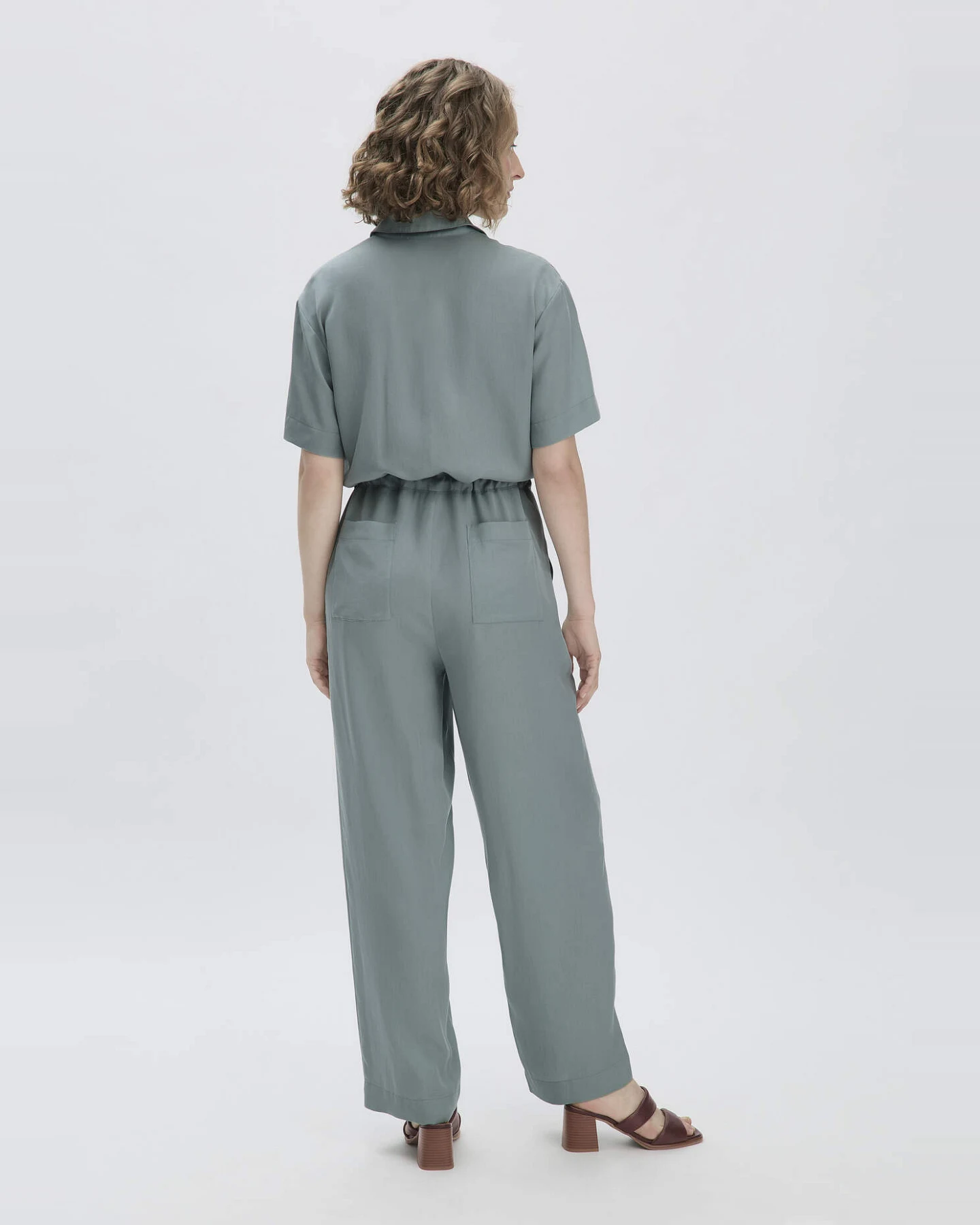 hessnatur Damen Overall Relaxed aus TENCEL™ Lyocell - grün - Größe 42 – Ansicht 2
