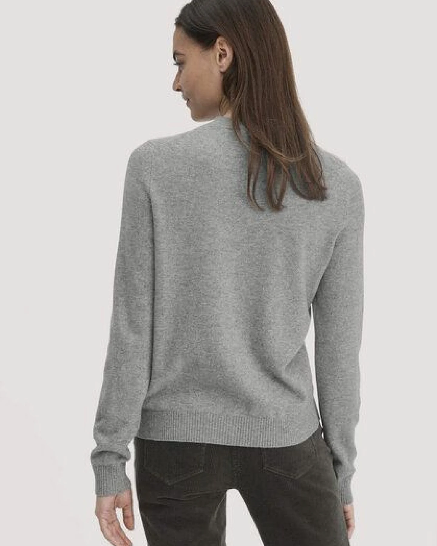 hessnatur Strick Pullover Regular aus Bio-Schurwolle mit Kaschmir – Ansicht 2