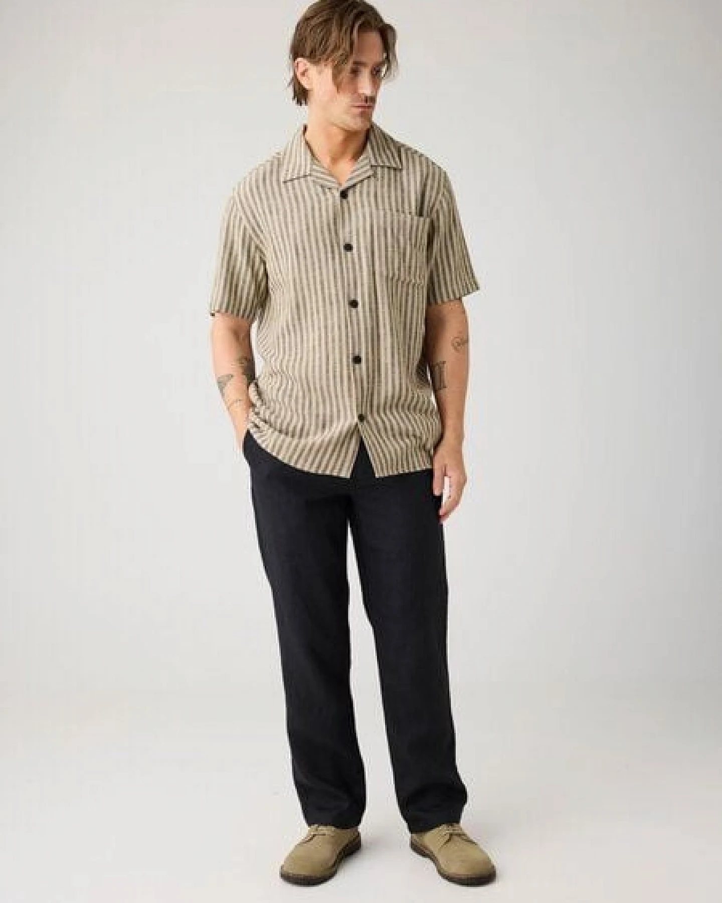 KnowledgeCotton Apparel Lockeres Kurzarmhemd aus Ecovero und Leinen – Ansicht 3