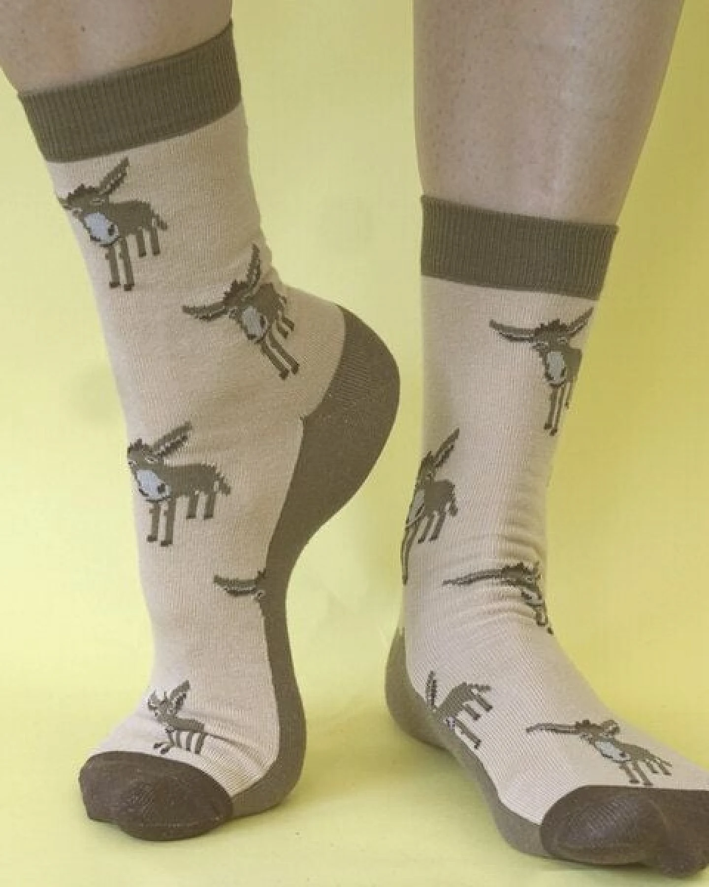 Fräulein Prusselise Esel Socke beige braun bunt gemustert – Ansicht 2