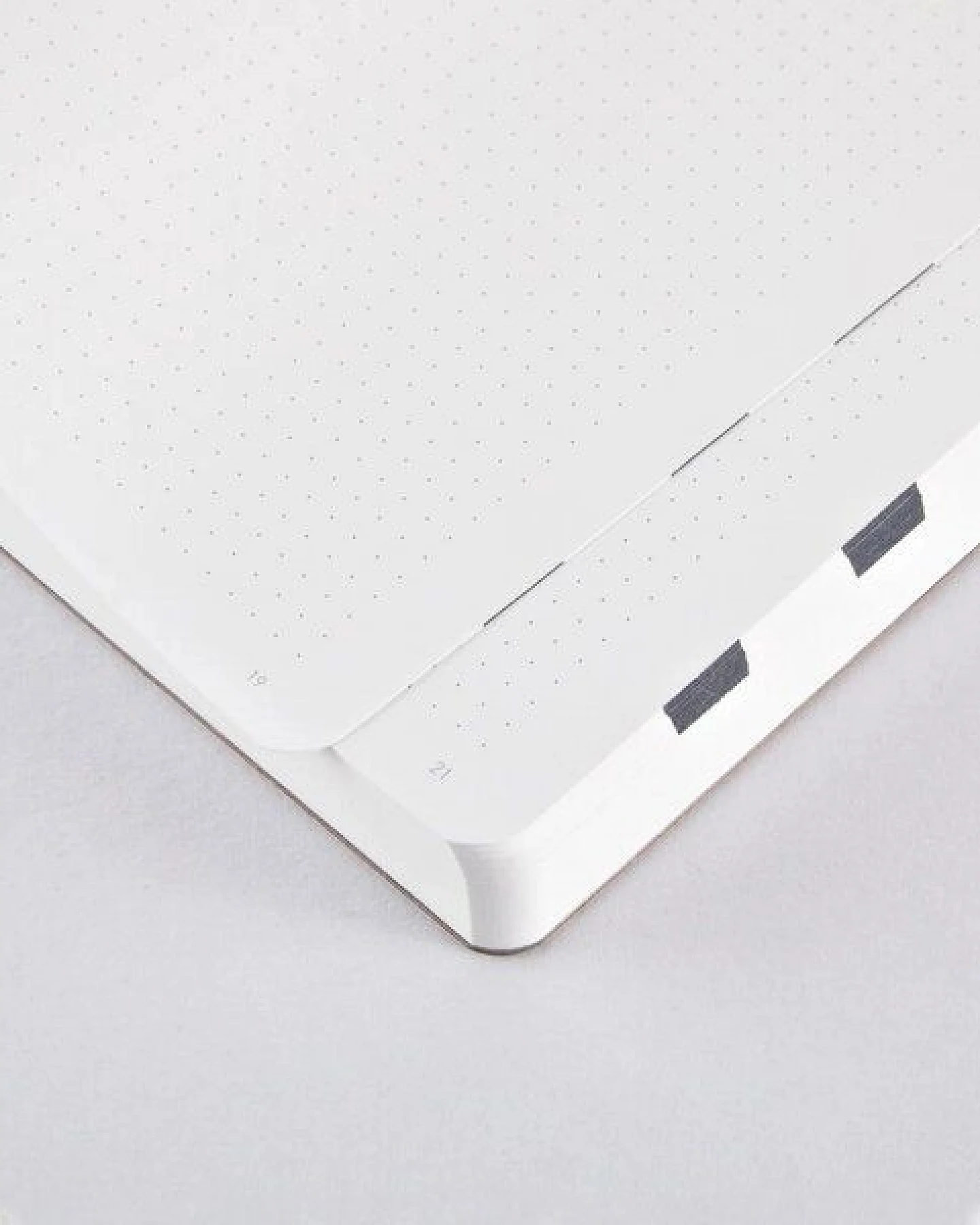 Nuuna Write Wrong - Premium Notizbuch mit Ledereinband – Ansicht 3
