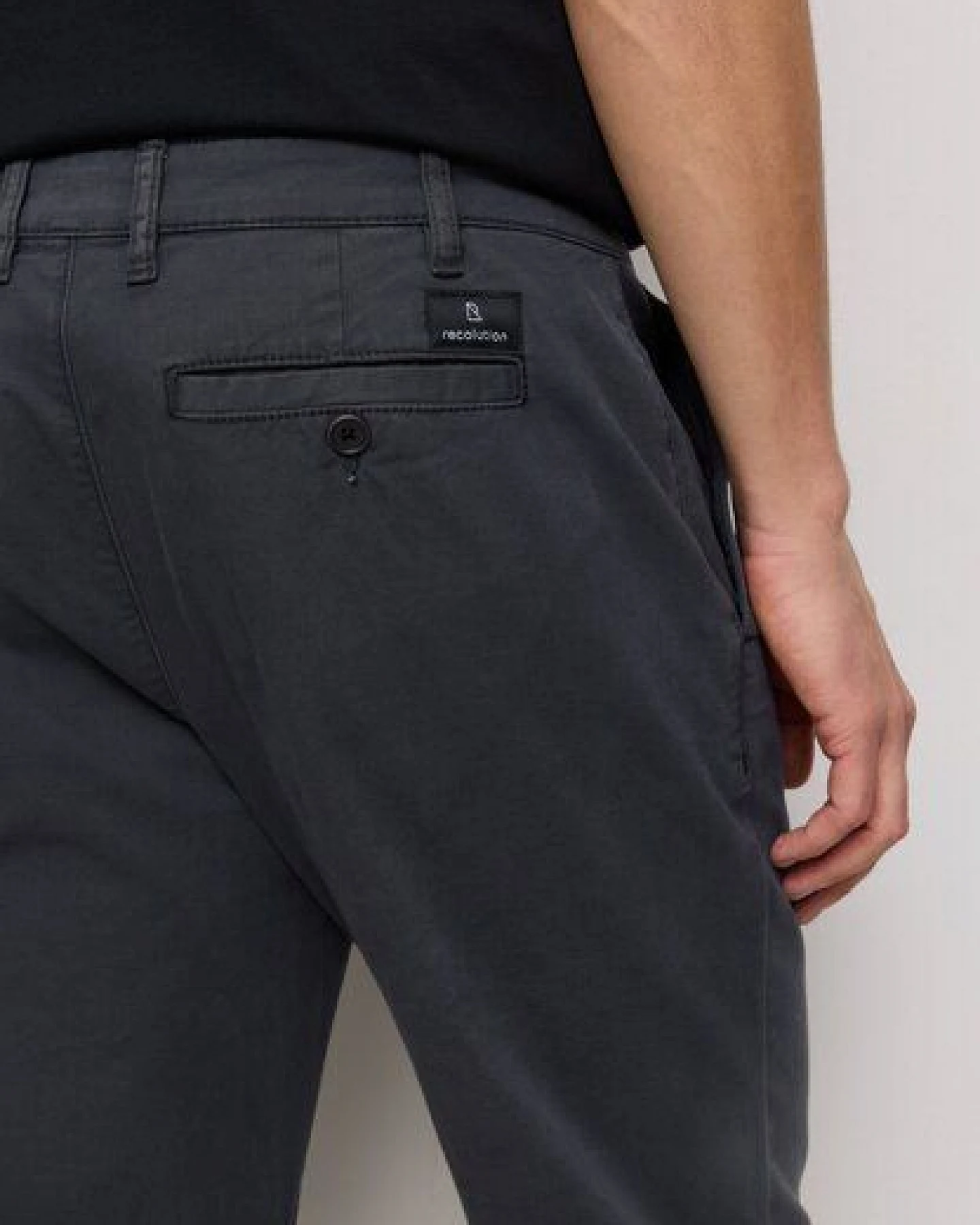 Herren Chino aus Bio-Baumwoll Mix - KELP - recolution – Ansicht 4