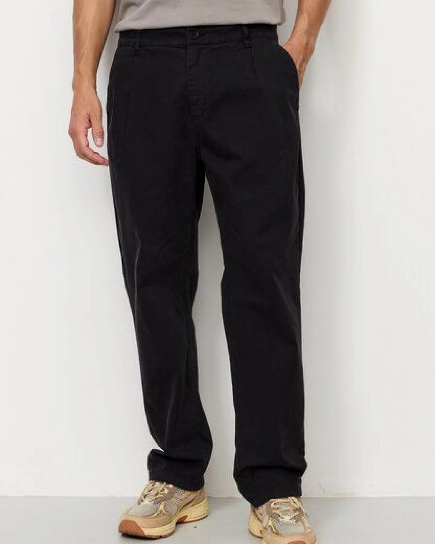 Herren Chino mit Bundfalte aus Bio-Baumwoll Mix - OAK - recolution – Ansicht 2