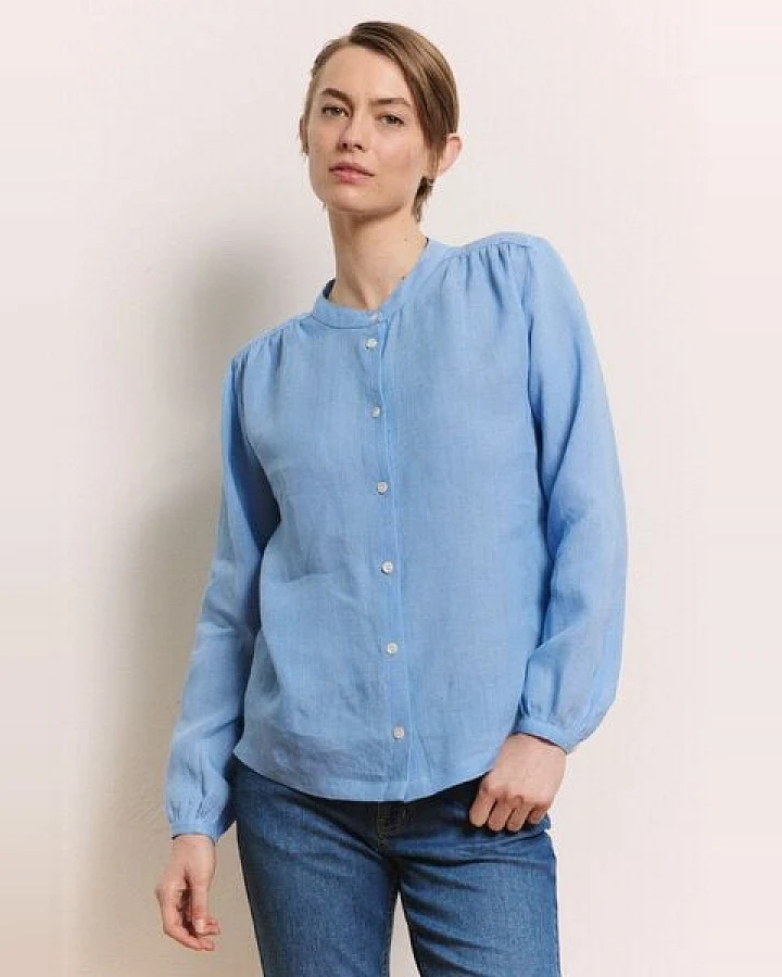 Blau