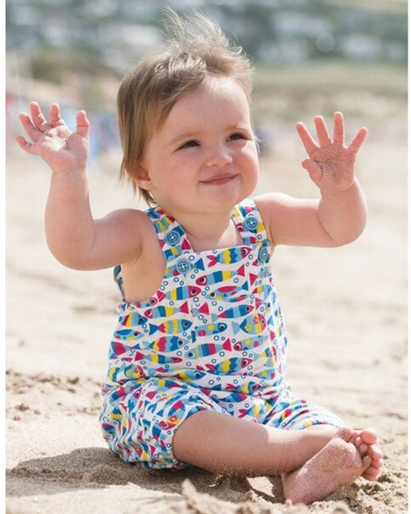 Frugi Latzhose "Bubble Fish" bunt Sommerhose – Ansicht 2