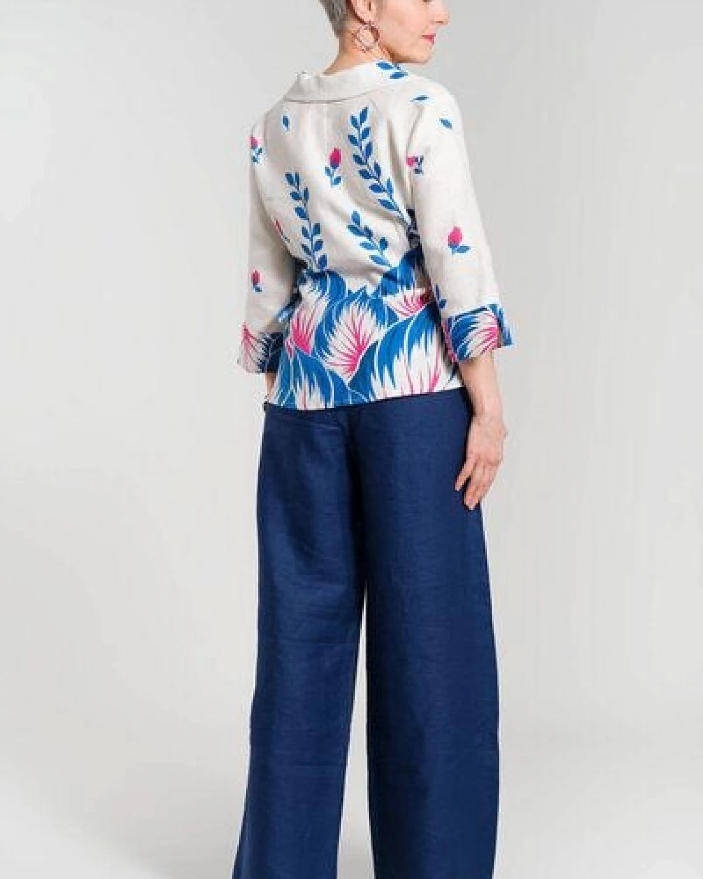 Nevice Wickelbluse aus Leinen Frida – Ansicht 3