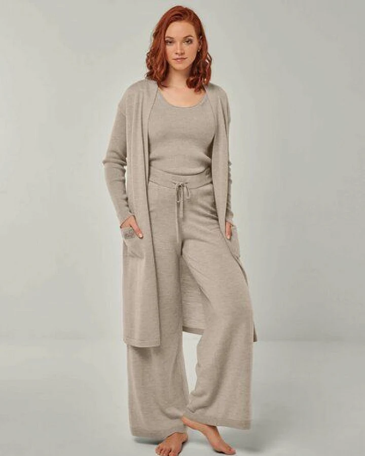 YOU LOOK PERFECT Merino Loungewear Set "Cardigan Blossom & Top Blossom & Hose Frida"