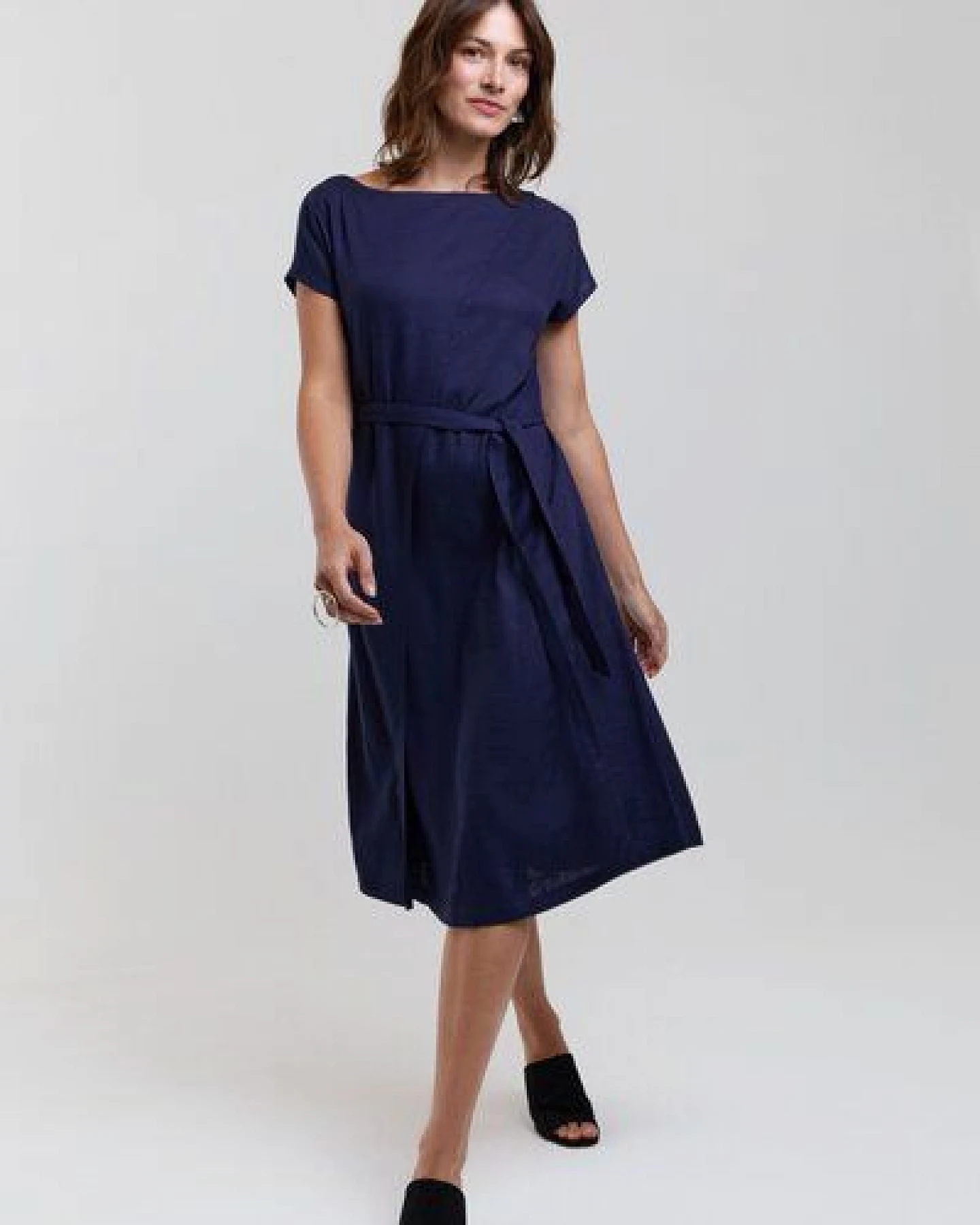 AYANI Julia Elegantes Midi Sommerkleid aus ECOVERO & Leinen – Ansicht 3