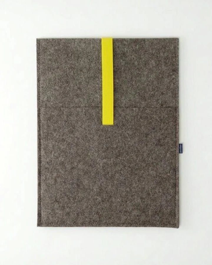 Braun-Yellow