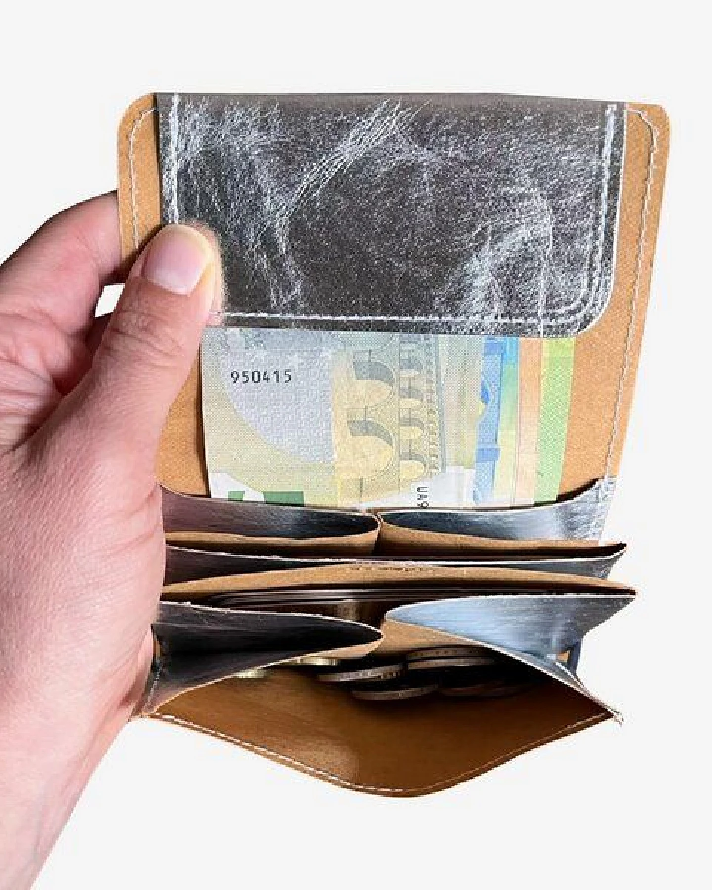 ANDERS & KOMISCH Geldbörse mittelgroß Silber - A&K KOMPAKT Portemonnaie mit Münzfach – Ansicht 2