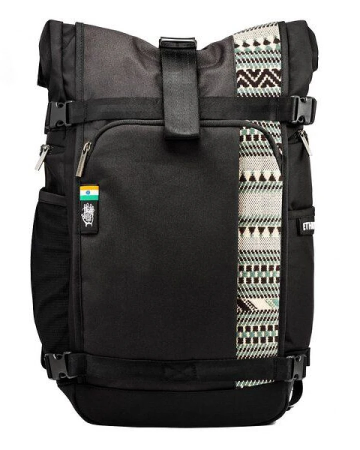 India 8