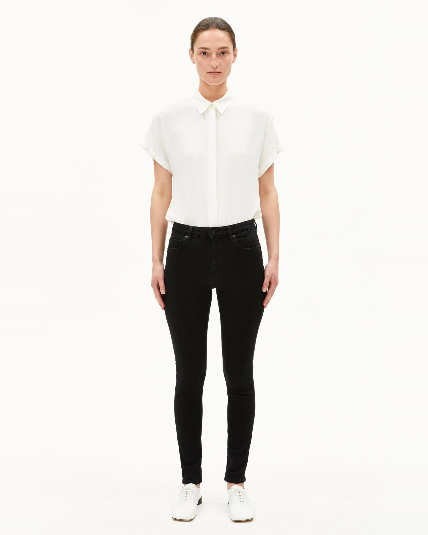 Jeans Tillaa Rinse Black – Ansicht 5