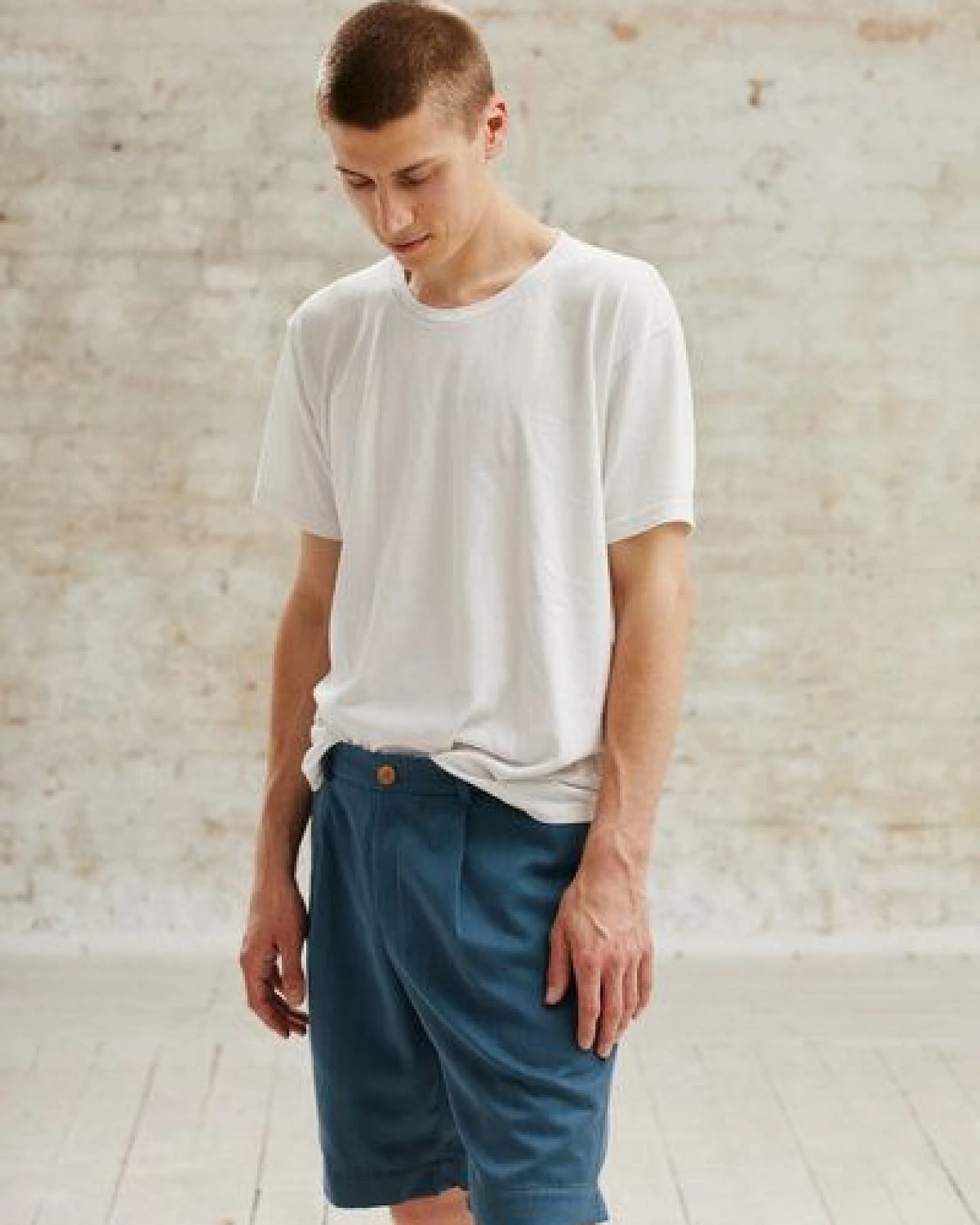 Jyoti - Fair Works Bio-Baumwoll Shorts Neem – Ansicht 3
