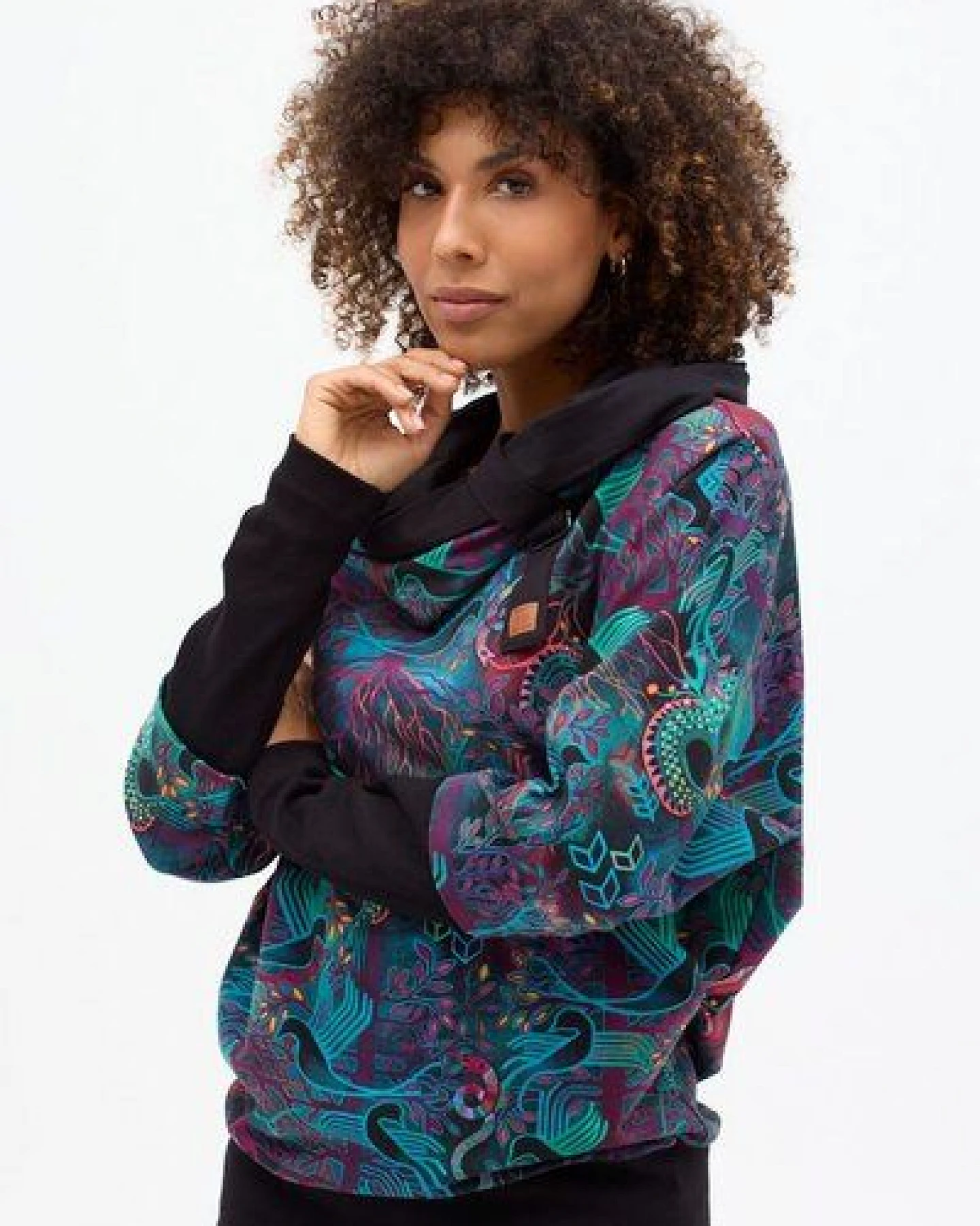 KOKOworld Sweatshirt Pulli Poko – Kimono-Schnitt mit Schal-Kapuze & Gürtel – Bio-Baumwolle, fair & nachhaltig in EU produziert – bequem für Alltag, Homewear & Capsule Wardrobe – Ansicht 2