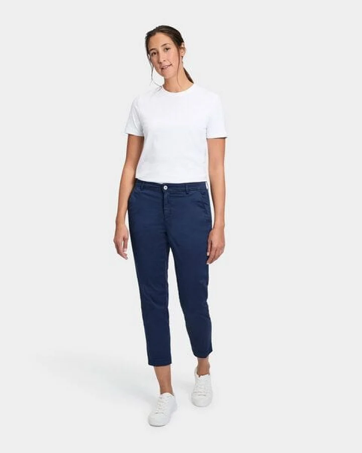 FUTURE:PEOPLE. 18:02 CHINO - MID WAST- Damen Hose aus weicher Bio-Baumwolle mit leichtem Stretch-Anteil (31802 0 3004)