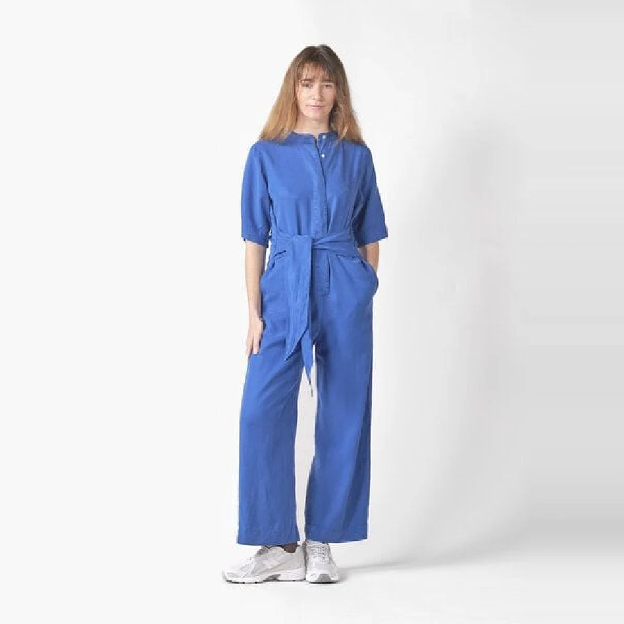 Blau