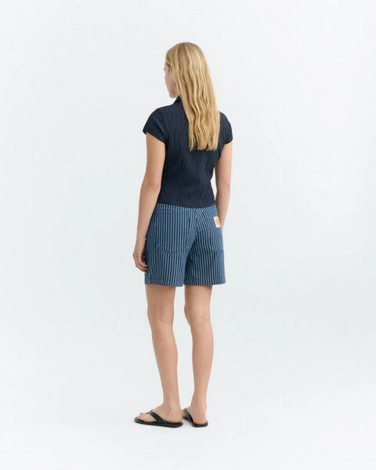 thinking mu Streifen Jeansshorts Modell: Luisa – Ansicht 2