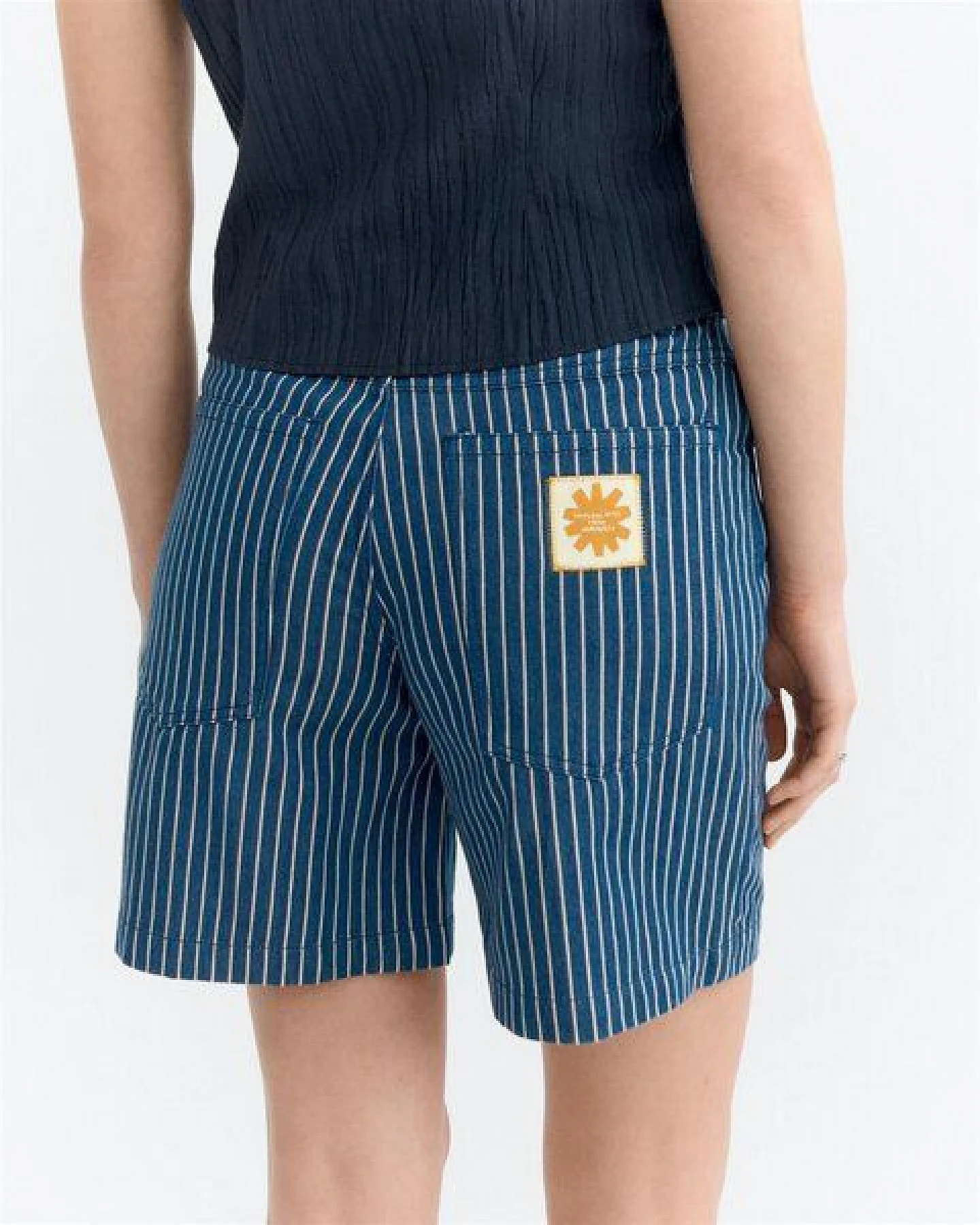 thinking mu Streifen Jeansshorts Modell: Luisa – Ansicht 3