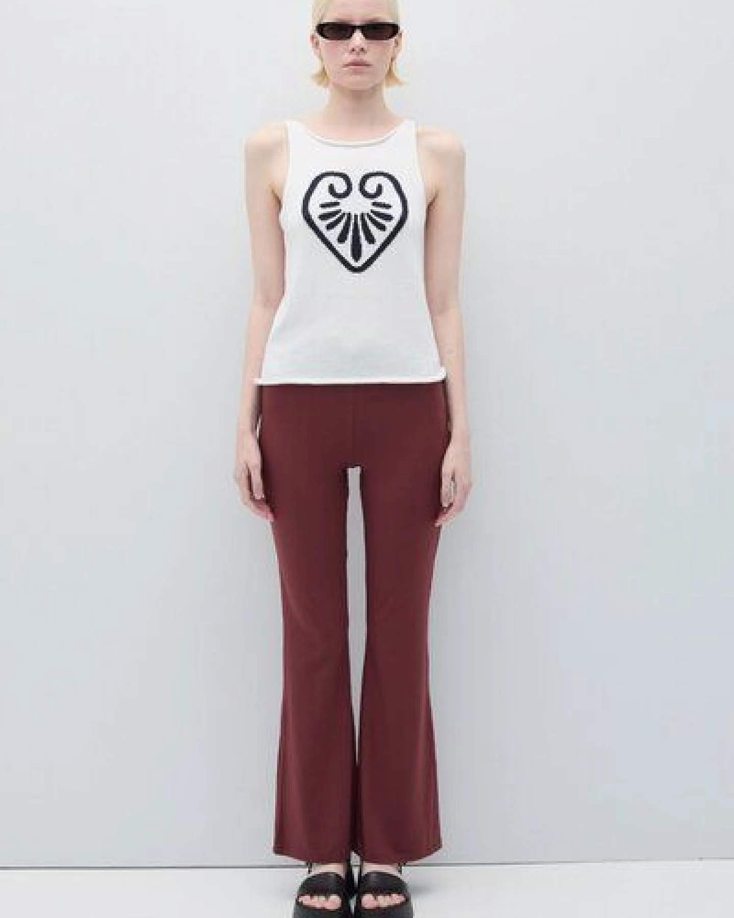 Rita Row Cuore Top - White and Black – Ansicht 2