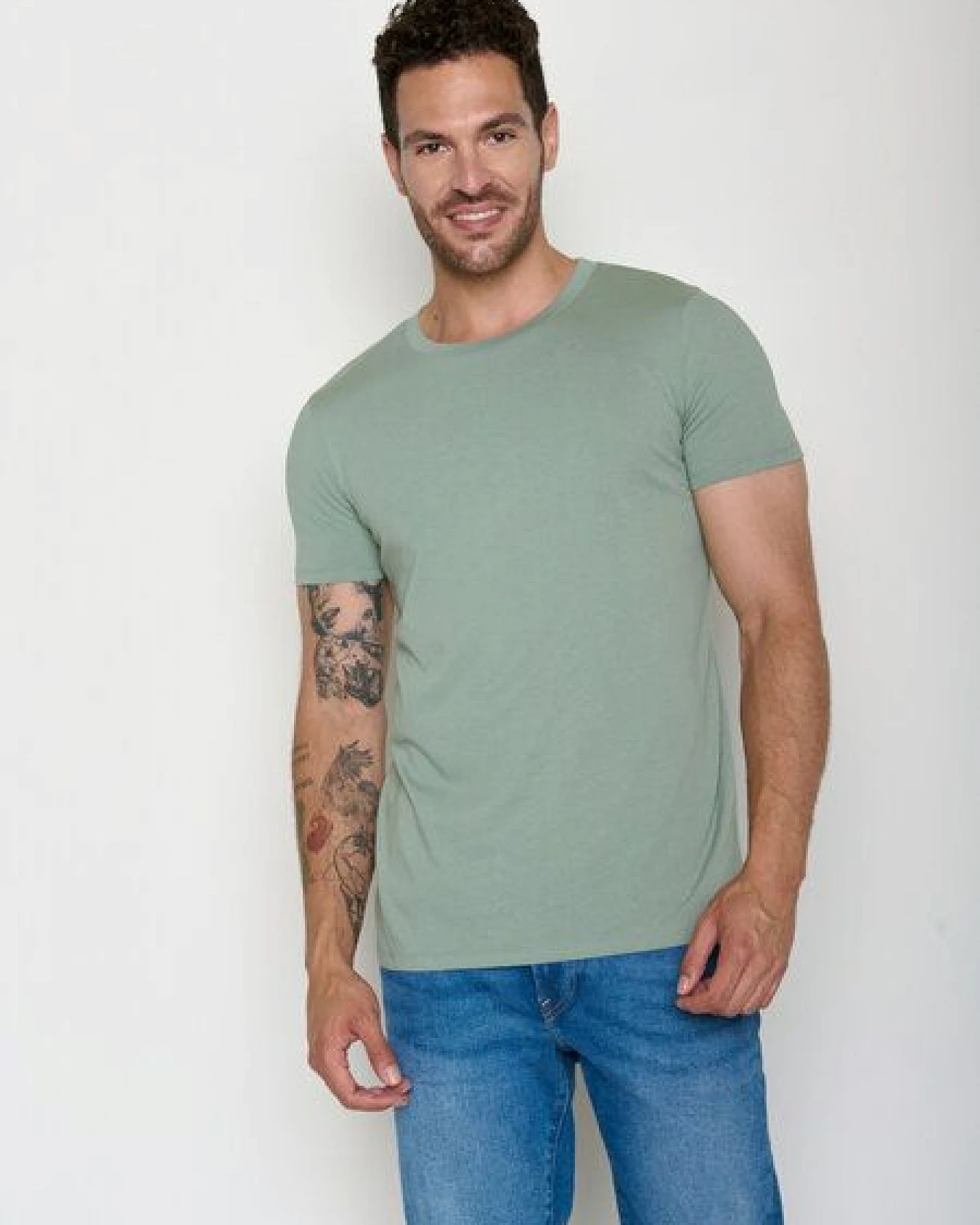GREENBOMB Basic T-Shirt Guide – Ansicht 2