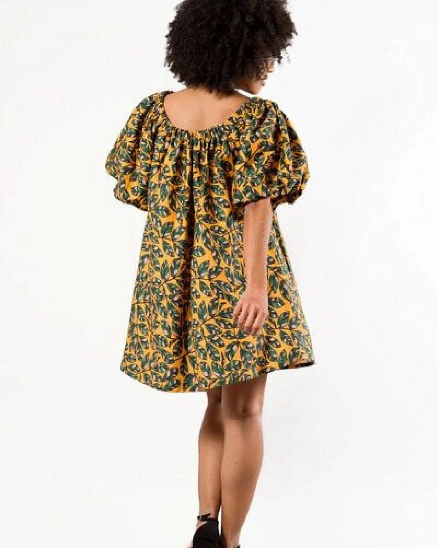 Nevice Kurzes Kleid aus Bio-Baumwolle – Ansicht 4