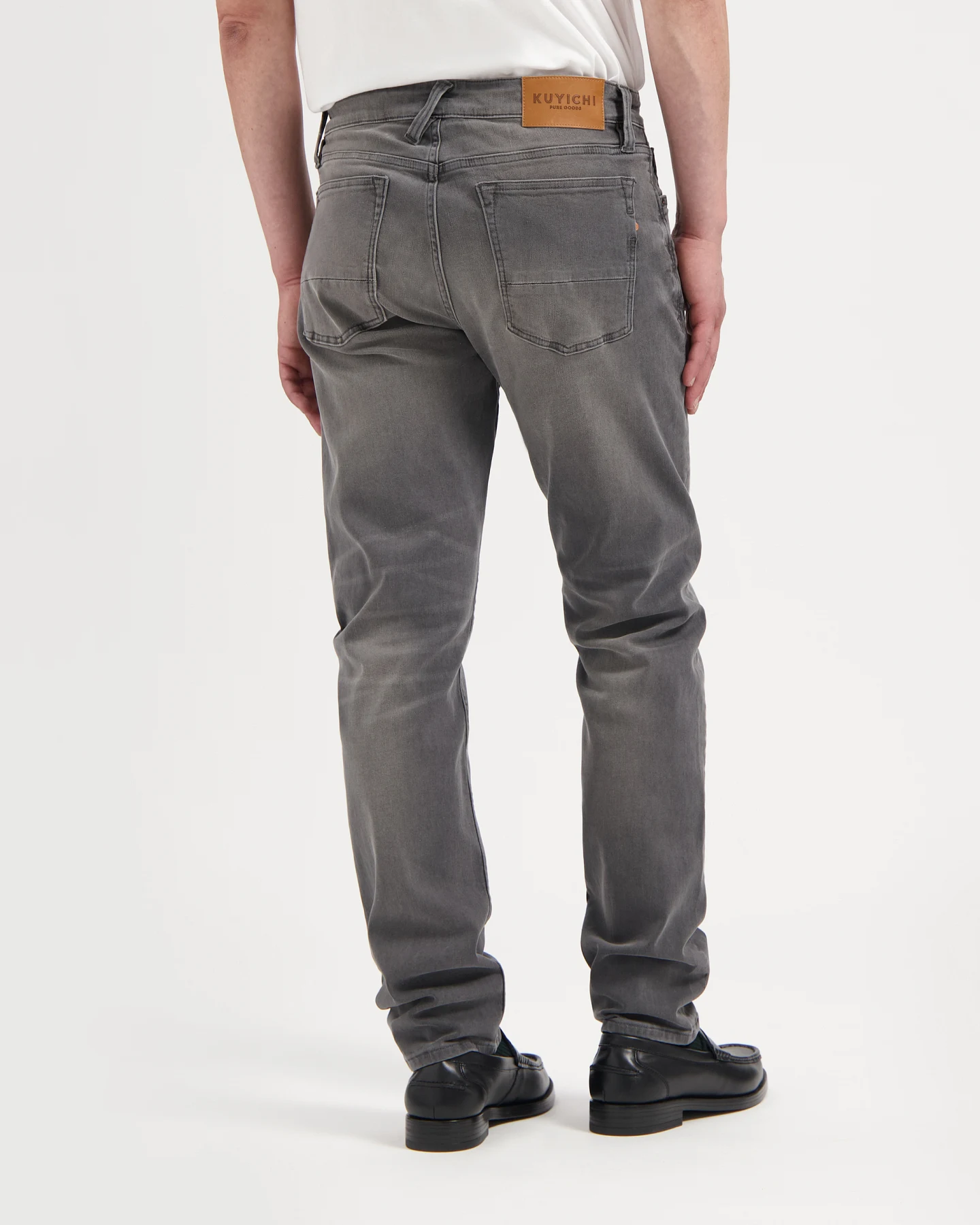 Kuyichi Herren vegan Jeans Jim Regular Slim Steingrau – Ansicht 2