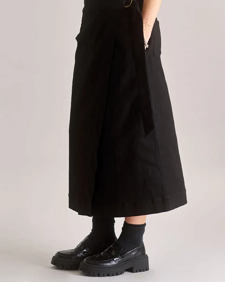 KOMODO Damen vegan Rock Santo Schwarz