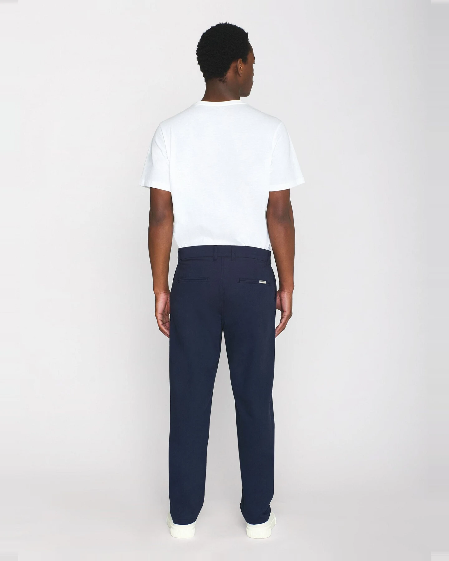 KnowledgeCotton Apparel Herren vegan Chino-Hose Chuck Regular Twill Total Eclipse Navy – Ansicht 2