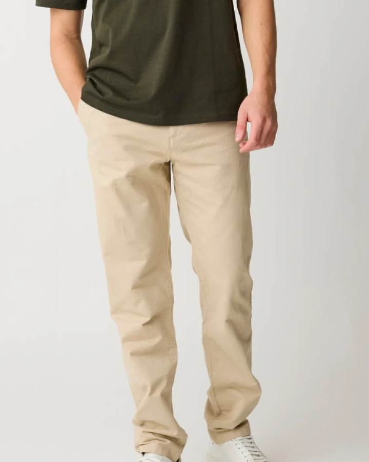 KnowledgeCotton Apparel Herren vegan Chinohose Chuck Regular Twill Hellgrau