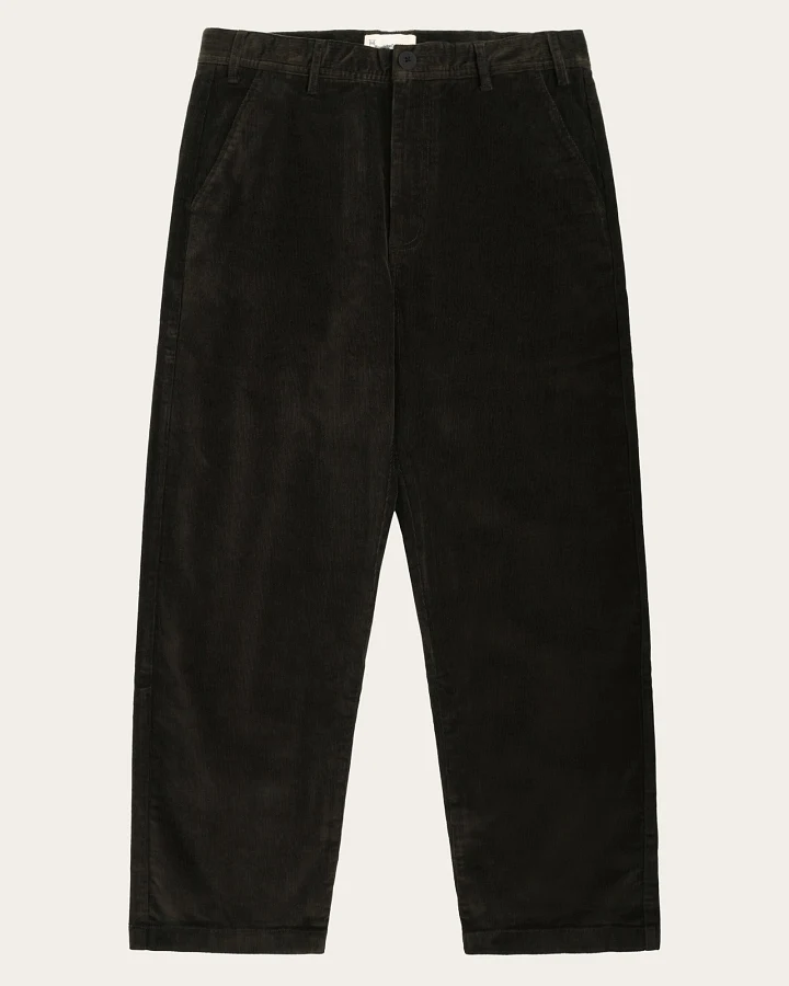 KnowledgeCotton Apparel Herren vegan Chino Hose Wide Corduroy Flint Chocolate Torte