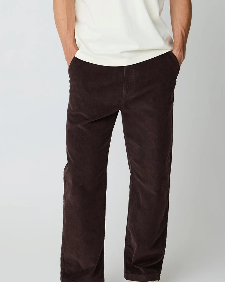 KnowledgeCotton Apparel Herren vegan Chinohose Flint Wide Cord Chocolate Torte