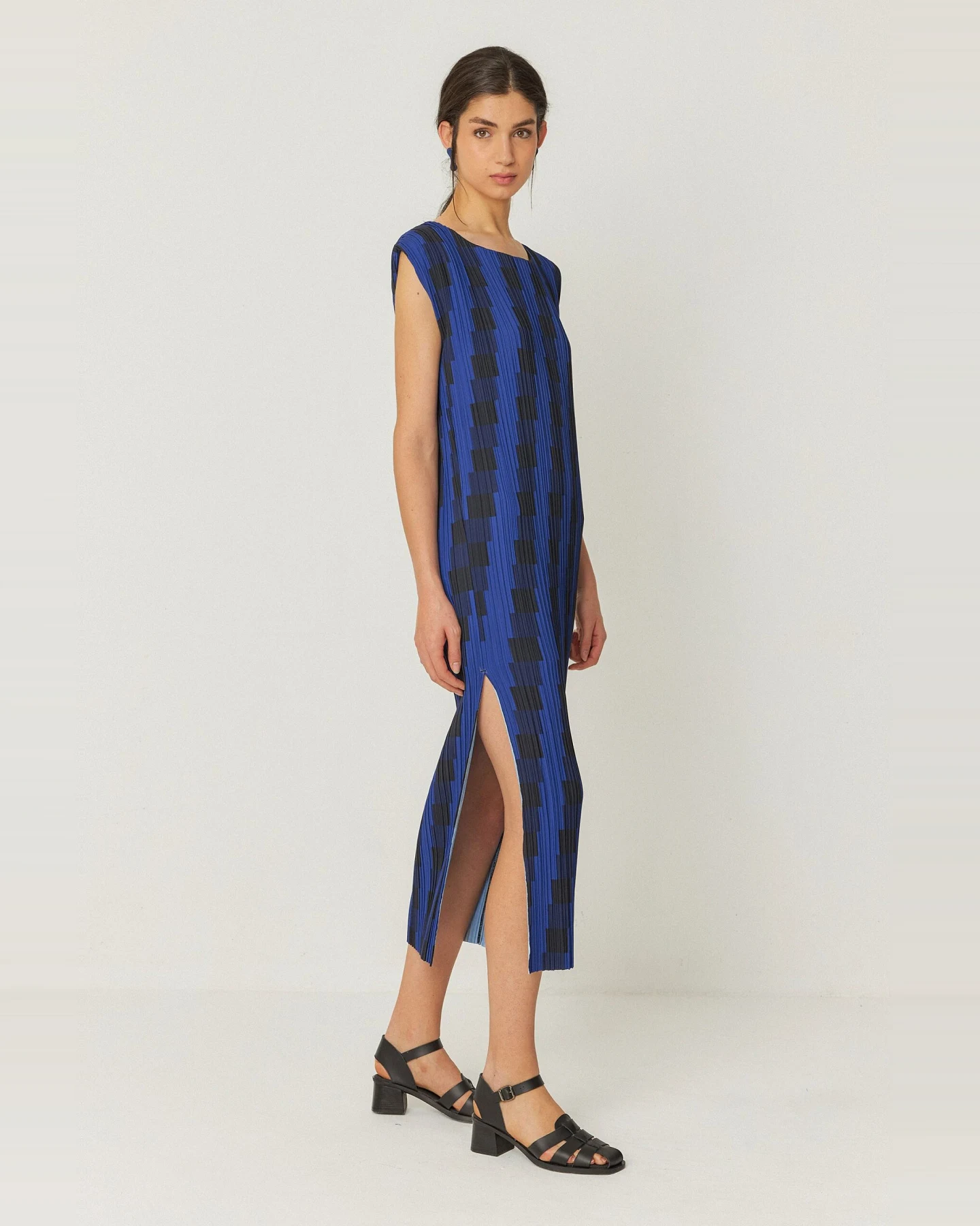 SKFK Damen vegan Kleid Idurre Blau/Schwarz – Ansicht 2