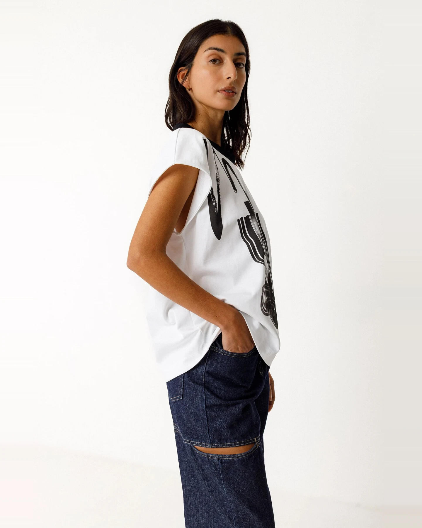 SKFK Damen vegan T-Shirt Eris Weiß – Ansicht 2
