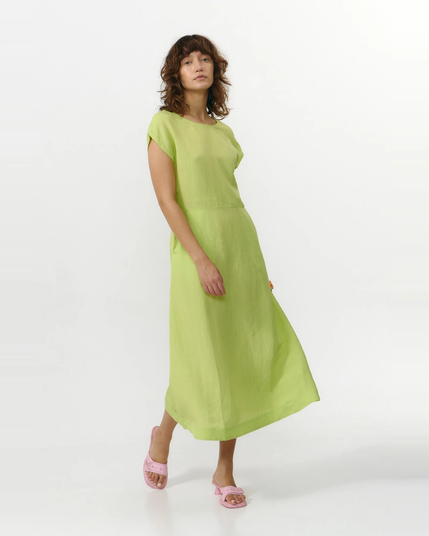 SUITE13LAB Damen vegan Kleid Tinto Apfelgrün – Ansicht 2