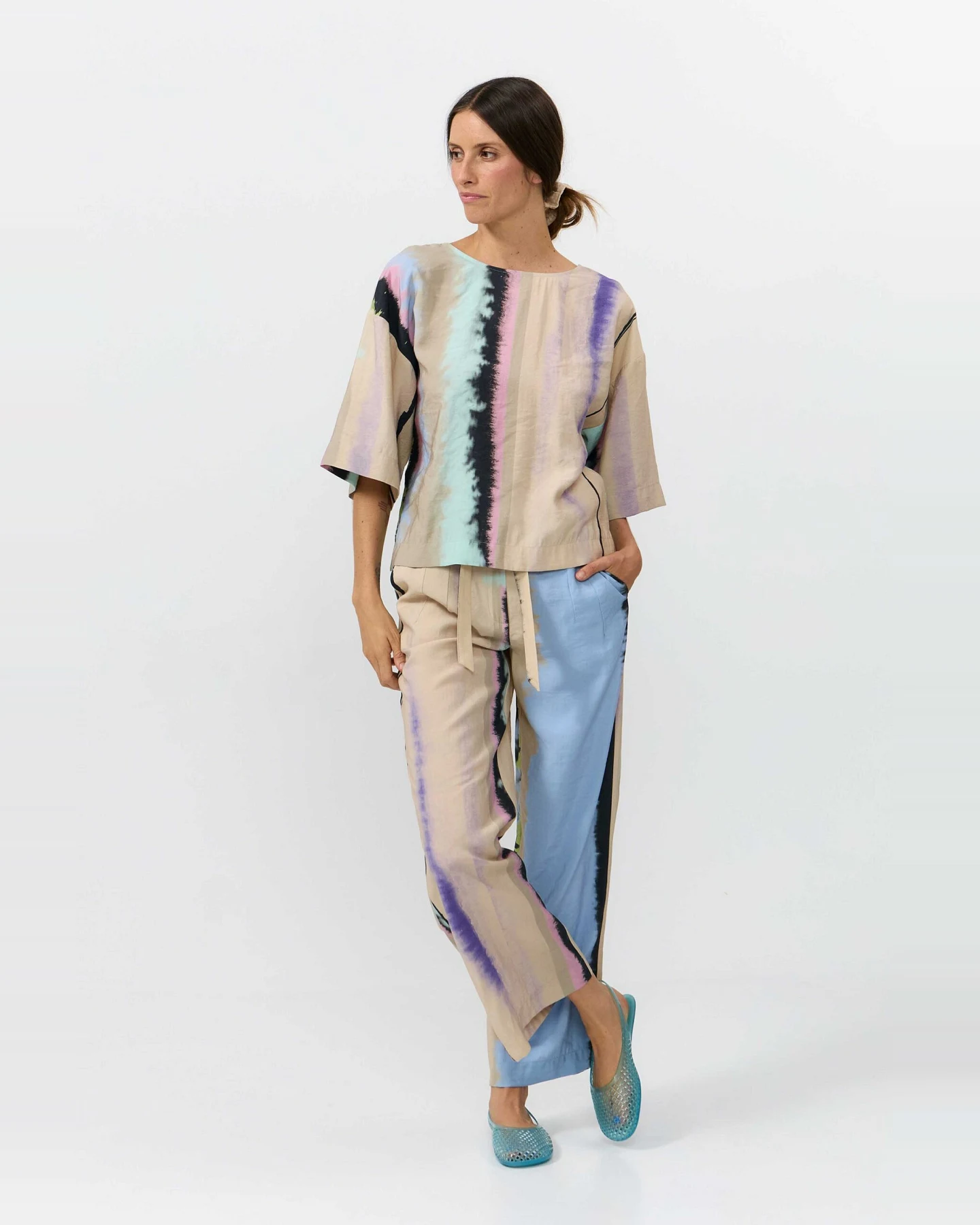 SUITE13LAB Damen vegan Bluse Sella Print Ones Multicolour – Ansicht 2