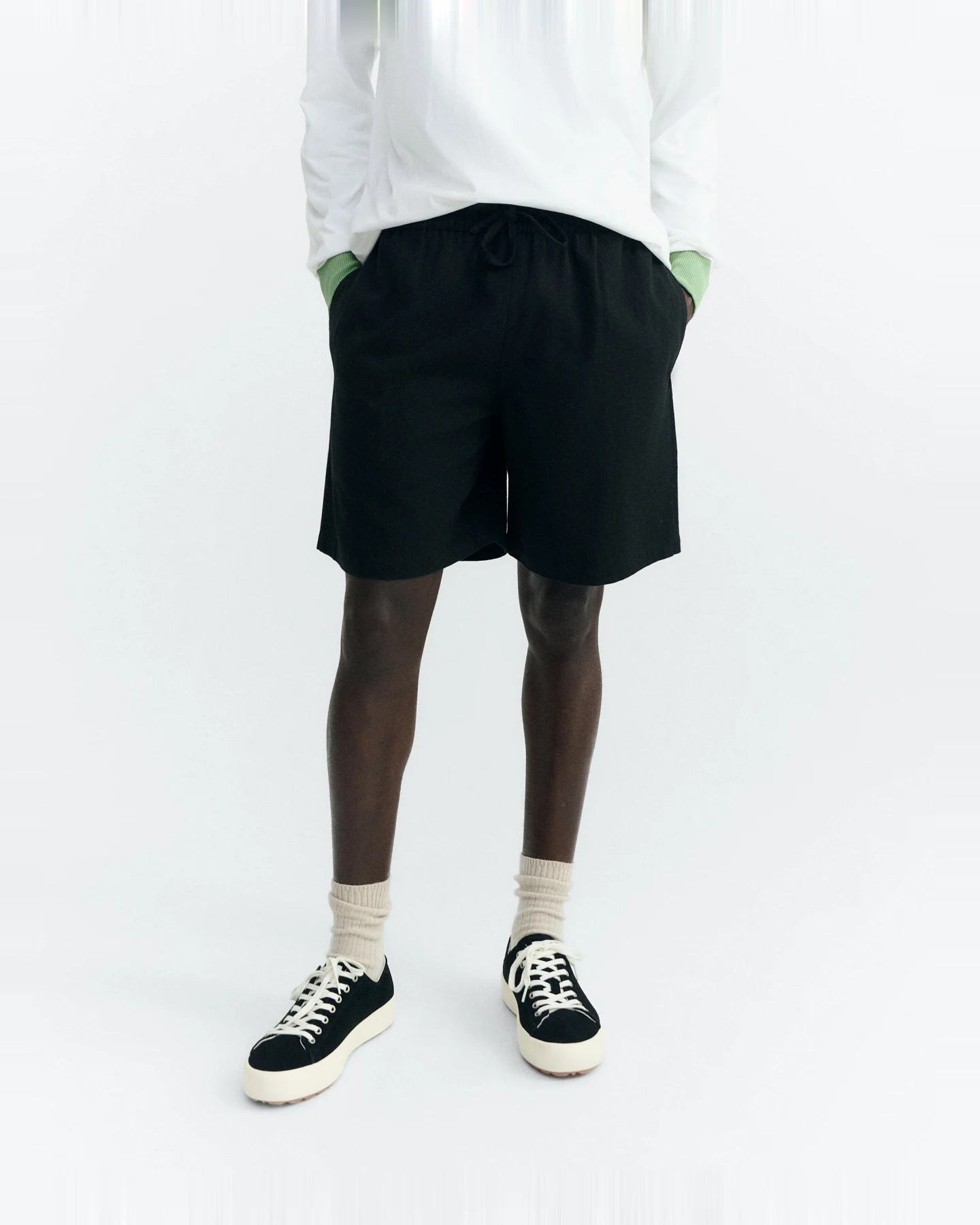 Thinking MU Herren vegan Kurze Bermudas Henry Schwarz – Ansicht 2