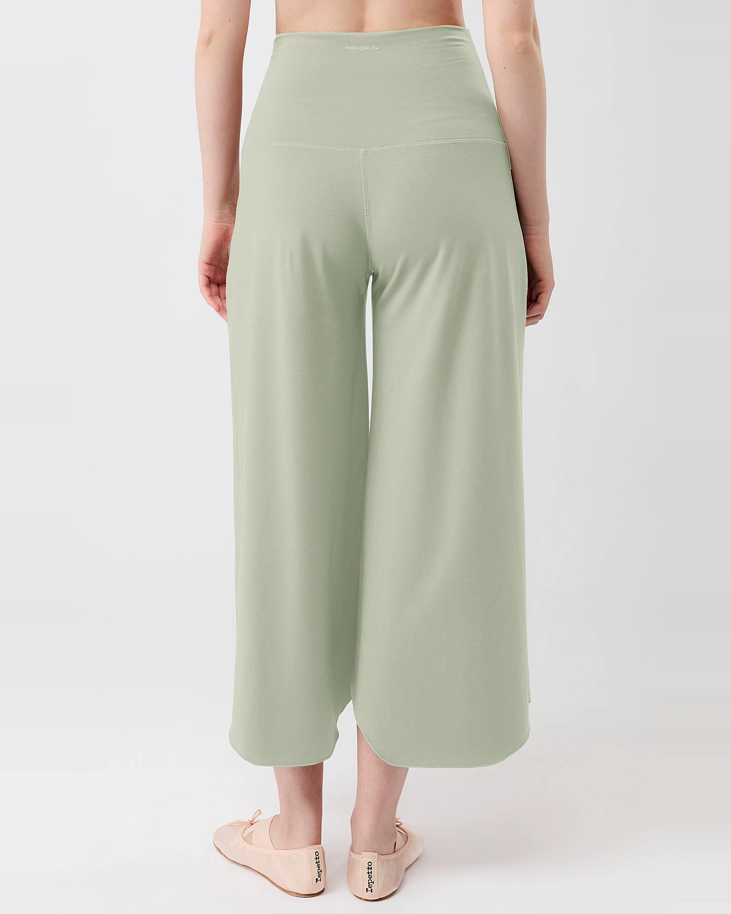 MANDALA Damen vegan Hose Tulpe Mineral Grün – Ansicht 2