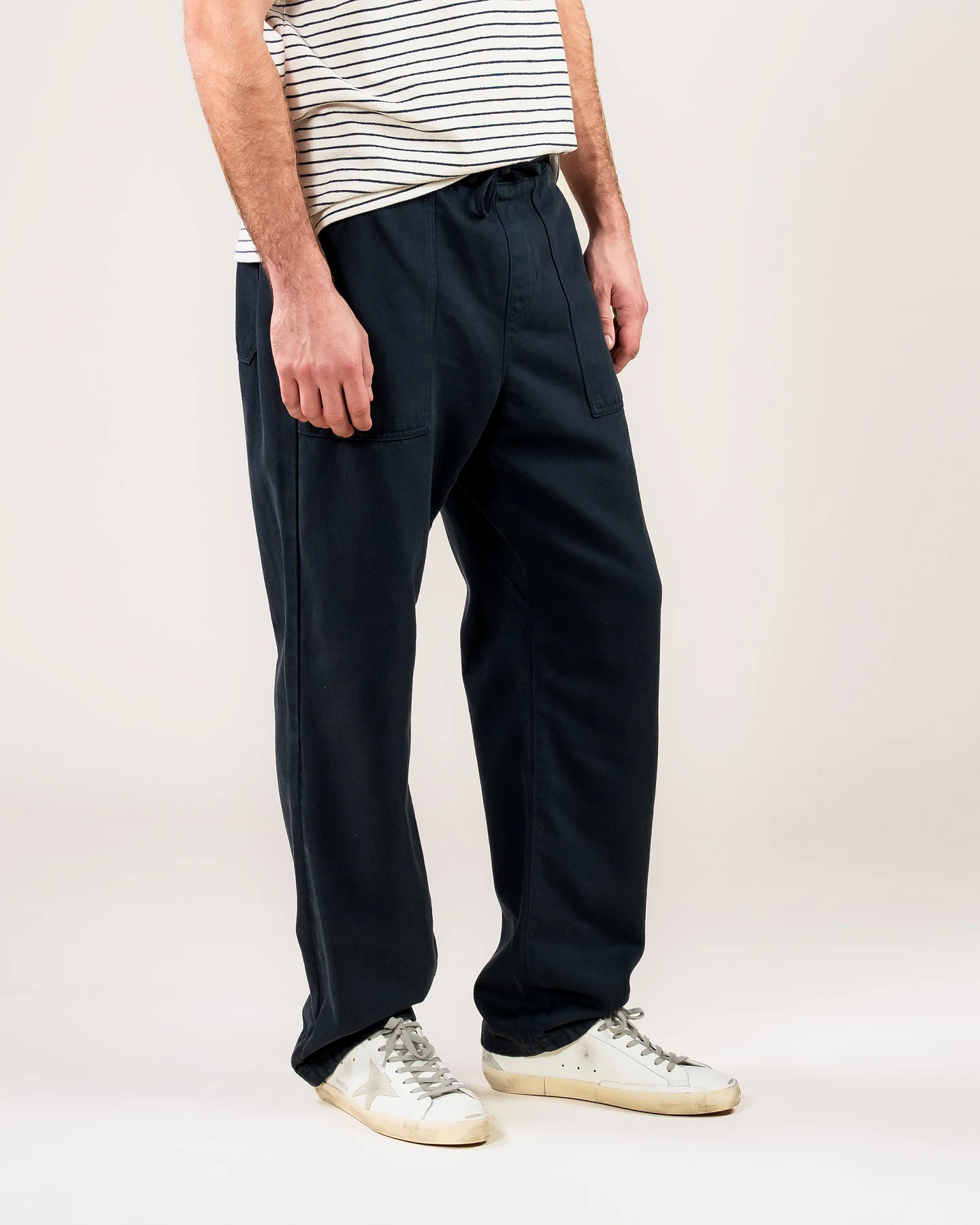 Kuyichi Herren vegan Hose Tyler Blau – Ansicht 2