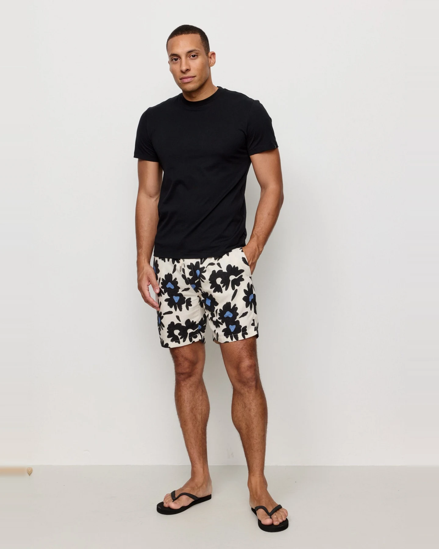 Recolution Herren vegan Shorts Curry Bloom Electric Blue – Ansicht 2