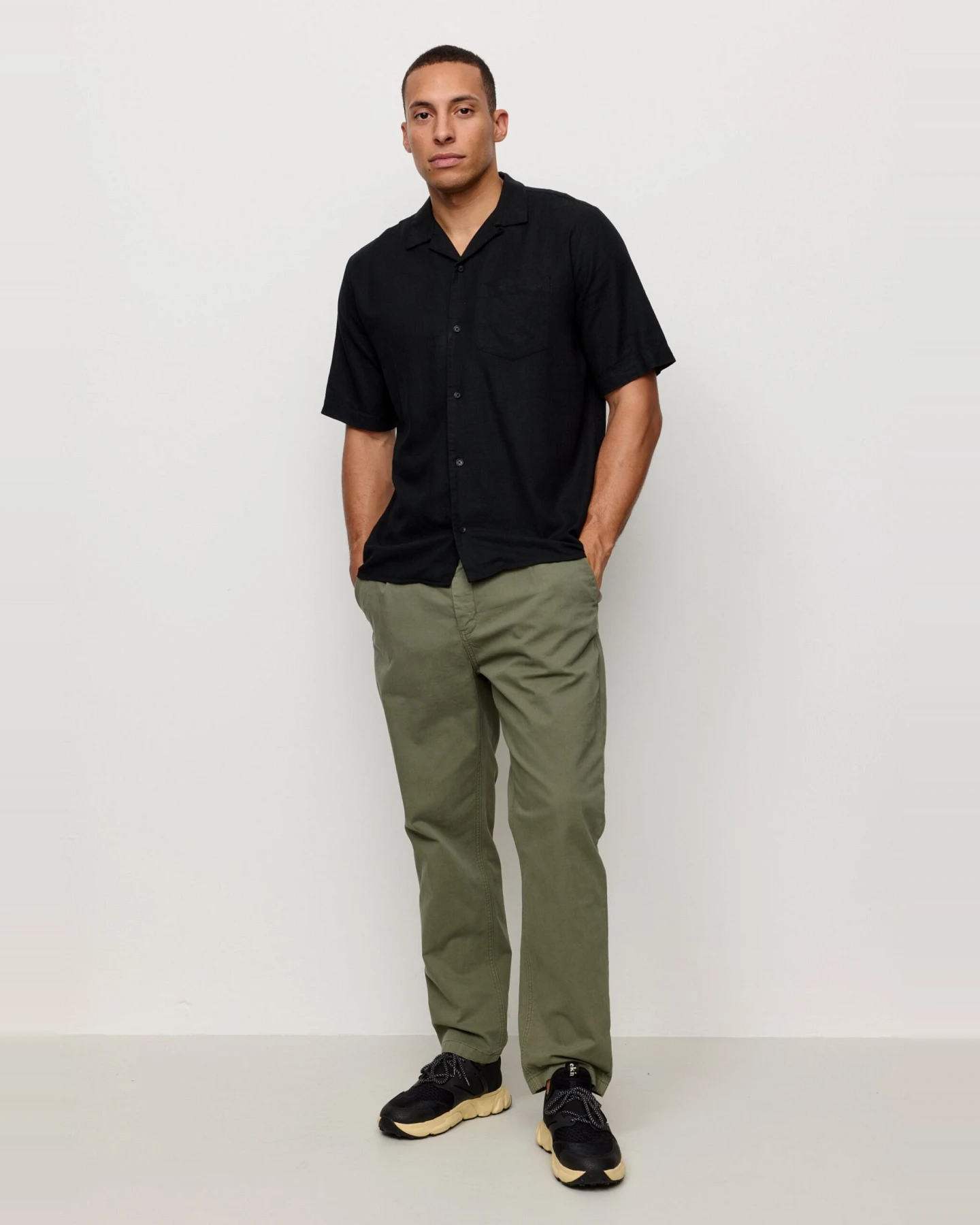 Recolution Herren vegan Hemd Kaktus Schwarz – Ansicht 2