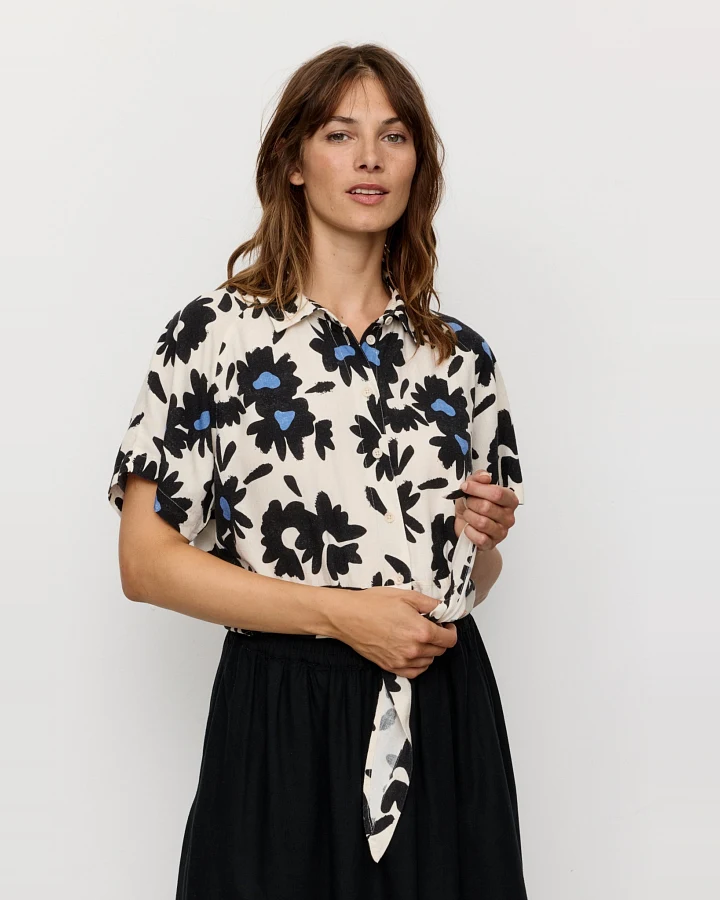 Recolution Damen vegan Bluse Ocra Bloom Electric Blue