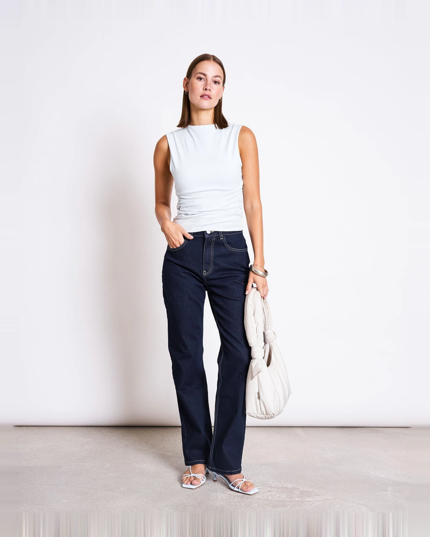 JAN 'N JUNE Damen vegan Top Ruffle Rafo Eisblau – Ansicht 2
