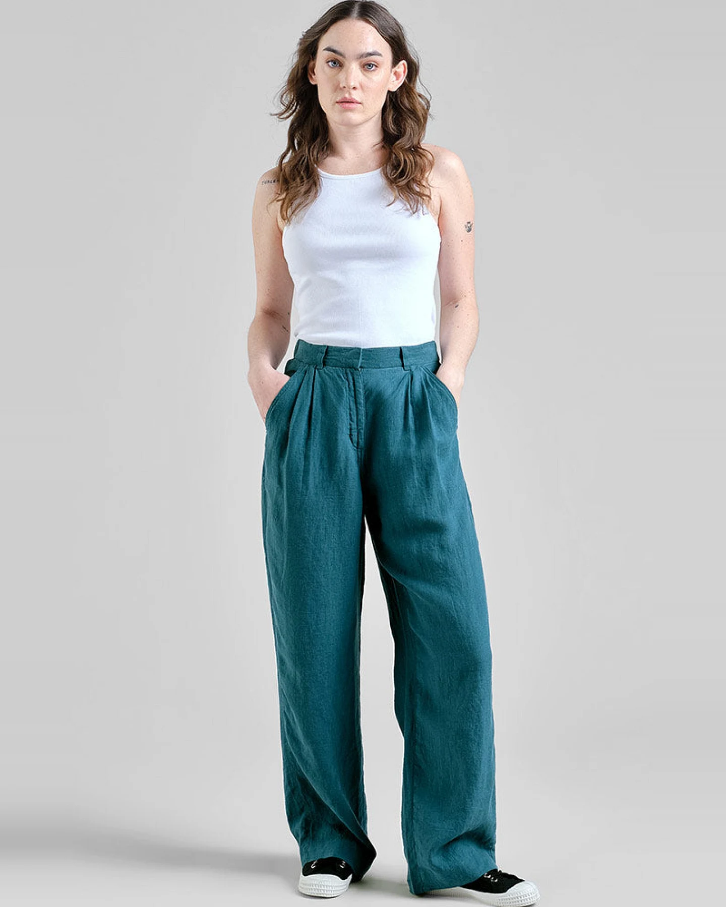 DEDICATED Damen vegan Hose Vickleby Green – Ansicht 2