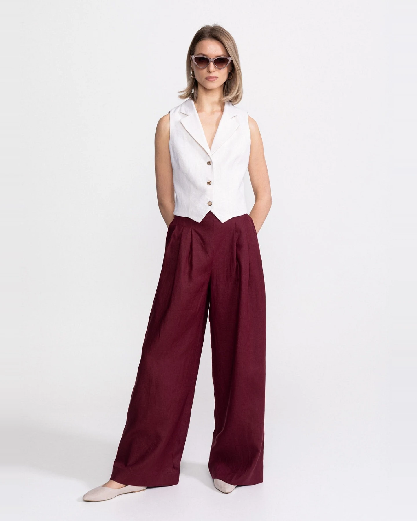 De IONESCU Damen vegan Hose High Waist Deva Bordeaux – Ansicht 2