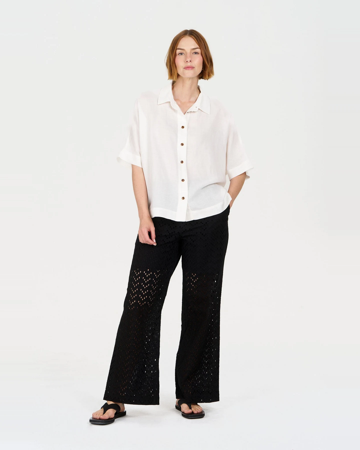KOMODO Damen vegan Hose Khari Schwarz – Ansicht 2