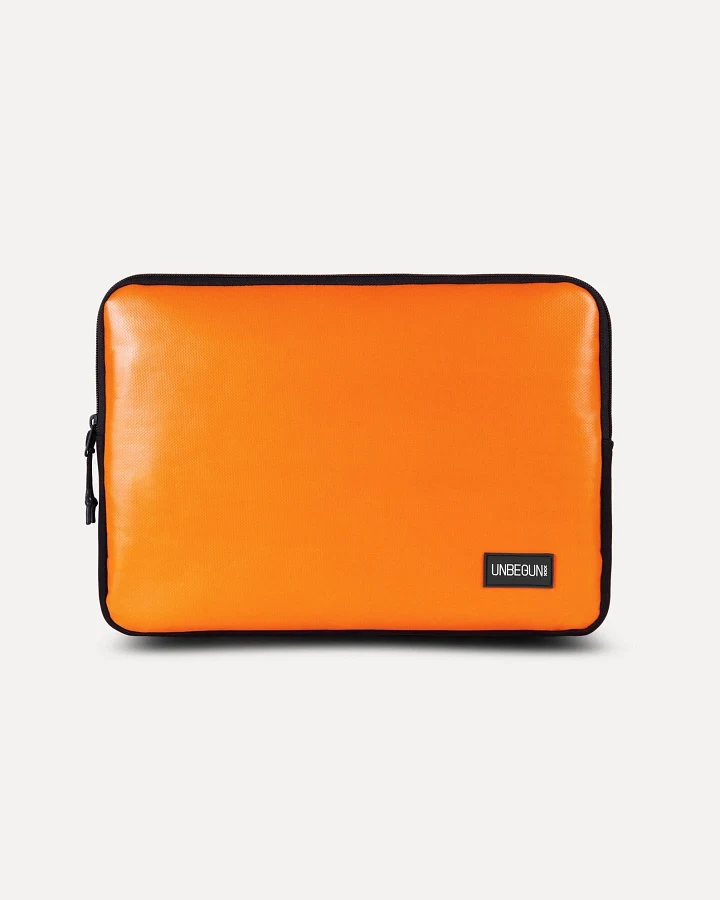 UNBEGUN Herren vegan Laptop-Hülle Orange
